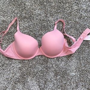 Victoria’s Secret Underwire Bra